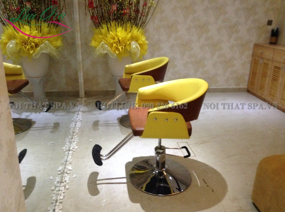 ghe-massage-chan-giuong-massage-bon-tam-go-ghe-cat-toc-cicilia-spa-da-nang